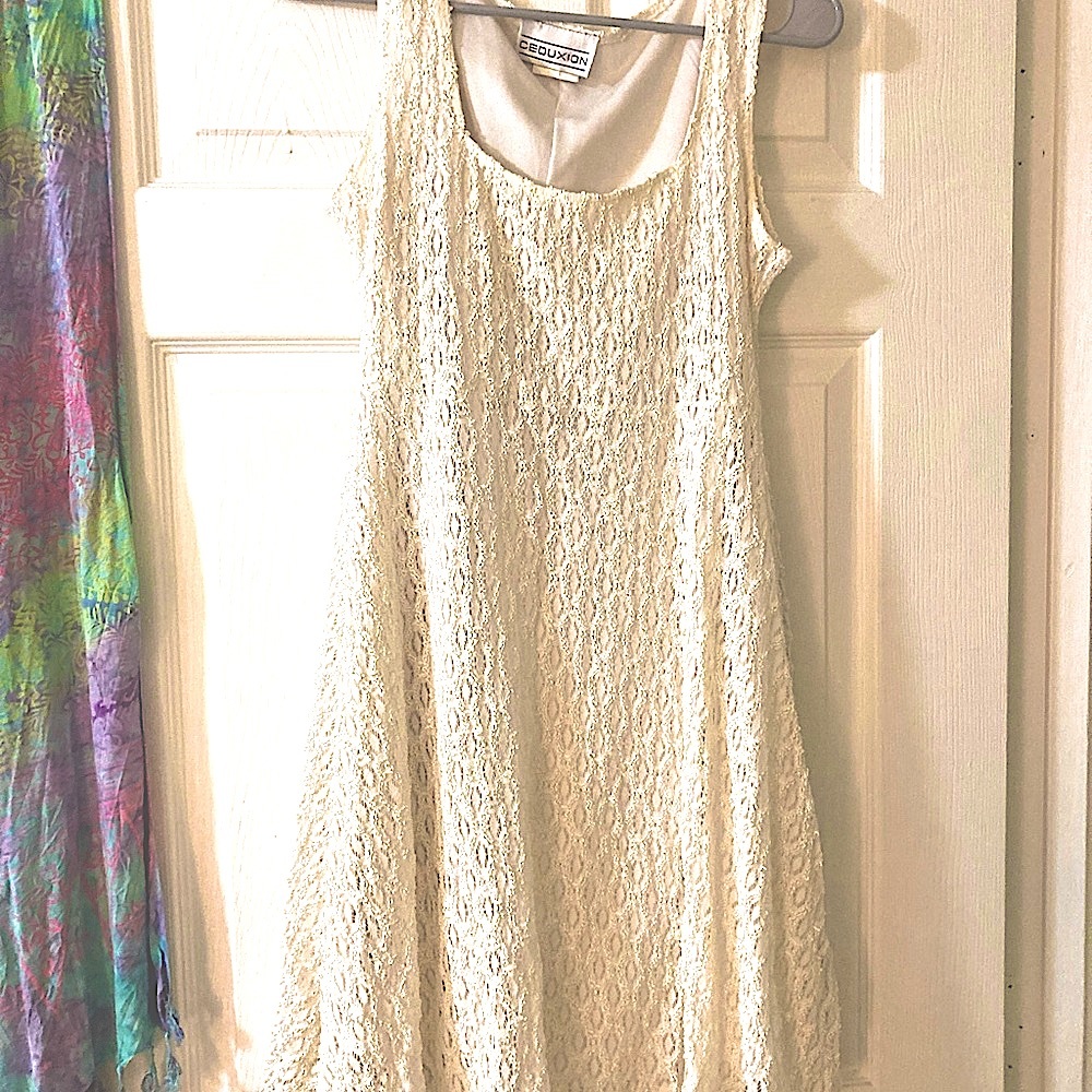 Gorgeous white dress.